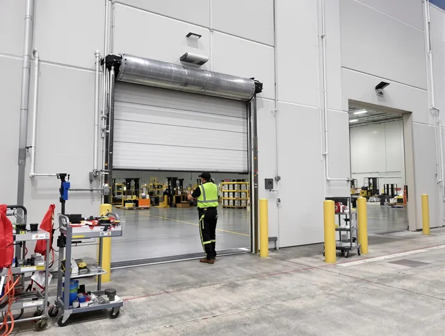 Commercial Repair service in Maywood, CA